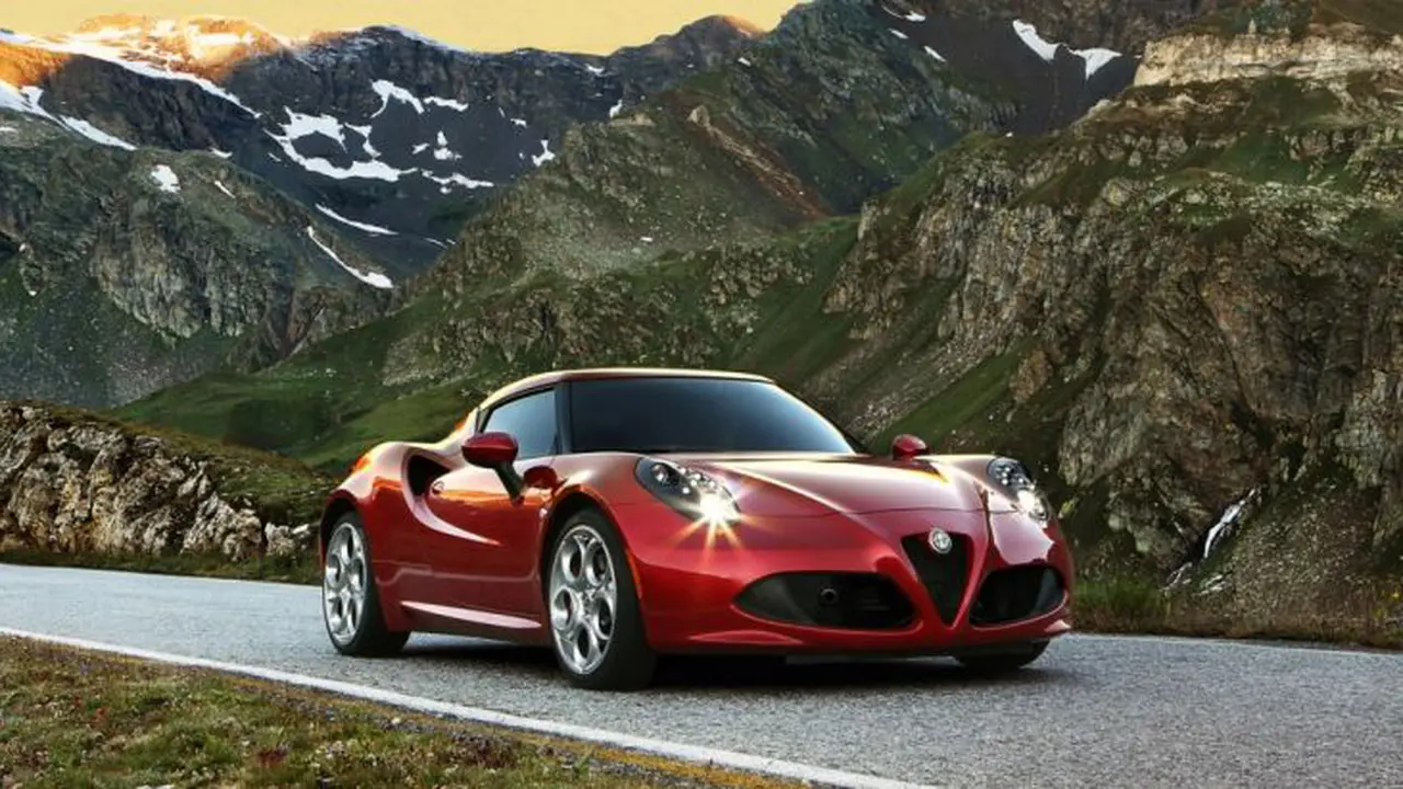 Alfa Romeo Bikin 4C Jadi Makin Bertenaga