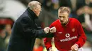 3. David Beckham (Manchester United) – Kekalahan dari Arsenal pada ajang Piala FA 2002-2003 membuat Sir Alex Ferguson mengamuk di ruang ganti. Mantan pemain Real Madrid ini menjadi korban salah sasaran dari amarah sang pelatih. (AFP/Odd Andersen)