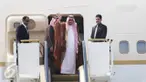 Raja Salman meninggalkan Indonesia melalui Bandara Ngurah Rai, Denpasar (12/03/17). Sebelum memasuki pesawat, Raja Salman sempat berbicara dengan Presiden RI, Joko Widodo