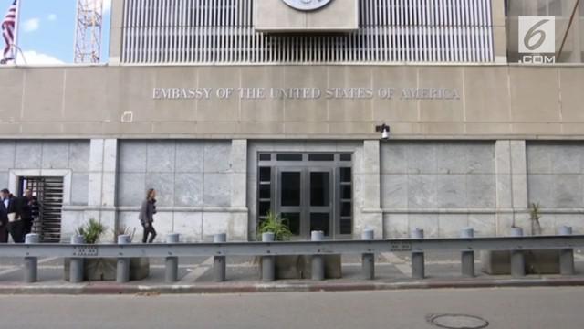 Pemerintah Amerika Serikat (AS) memutuskan untuk memindahkan kedutaan besar AS dari Tel Aviv ke Yerusalem.