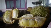 Durian lokal khas Banyumas. (Liputan6.com/Muhamad Ridlo)
