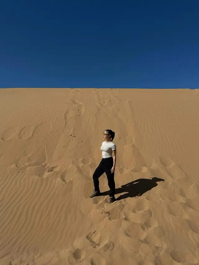 Potret liburan Nikita Willy dan Indra Priawan di Mongolia. (Foto: Instagram/nikitawillyofficial94)