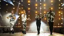 Westlife tampil pada pertunjukan di Wembley Stadium, London, Inggris, 6 Agustus 2022. Westlife membuat sejarah dengan membuat pertunjukan di Wembley Stadium. (Aaron Chown/PA via AP)