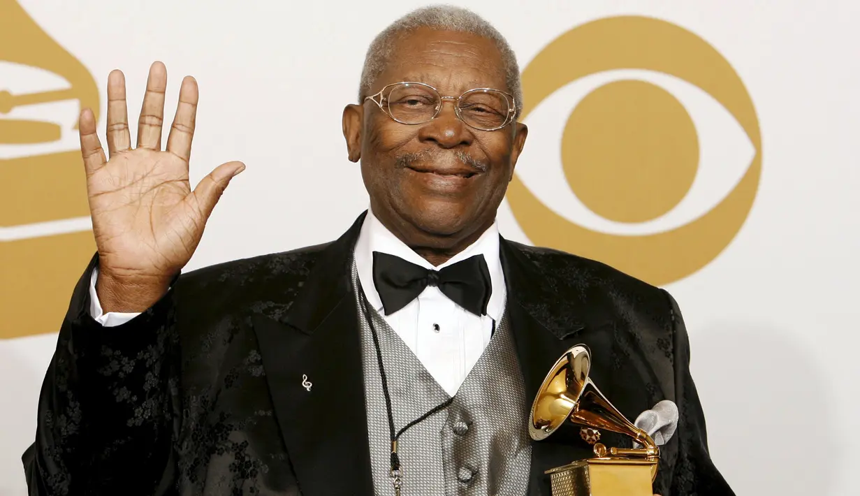 BB King terkenal karena hits Lucille, Sweet  Black Angel dan Rock Me Baby dan telah tampil di panggung-panggung sejak tahun 1940. (REUTERS/Mario Anzuoni) 