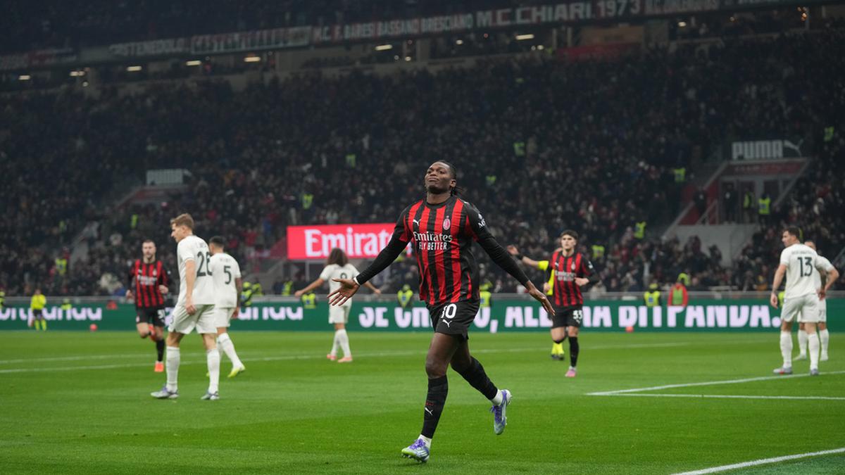 AC Milan Memang di Puncak, tapi Sang Legenda Peringatkan Bahayanya Persaingan Serie A 2025/2026