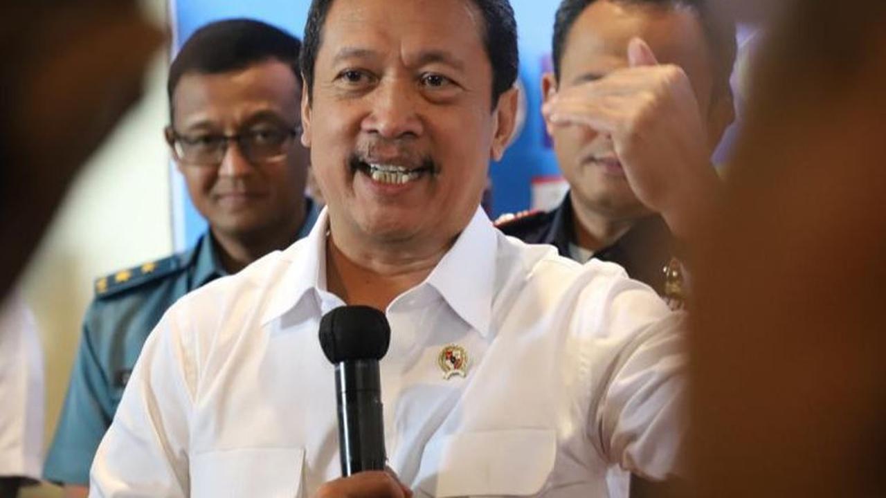 "Iya kita diskusikan bersama, pasti kita diskusikan, ini supaya berkesinambungan. Sering saya sampaikan ke Pak Presiden terpilih," ujar Trenggono saat ditemui usai Indonesia Aquculture Business Forum, di Jakarta, Senin (29/4).