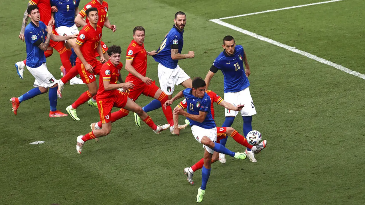 FOTO: Gol Tunggal Matteo Pessina Bawa Italia Taklukkan Wales
