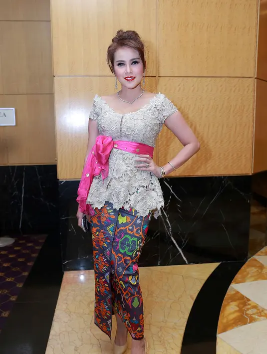 'Saya single fighter saja. Kalau nggak ada (yang menemani) ya sudah. Kalau nggak dekat-dekat banget aku mikir, cuma ini karena Chelsea-nya WA (What's App) langsung,' ucapnya. (Galih W. Satria/Bintang.com)