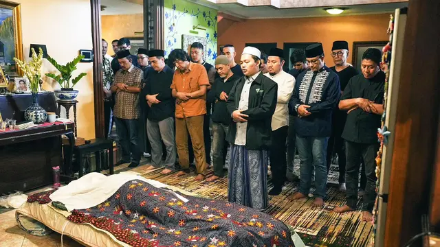 Anies Baswedan Melayat Marissa Haque