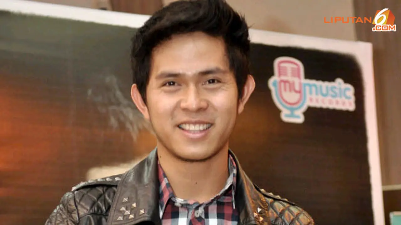 cakra-khan-130803b.jpg