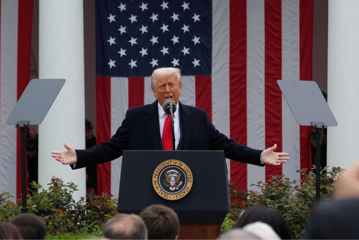 Donald Trump ungkap daftar negara kena tarif timbal balik AS, ada Indonesia!