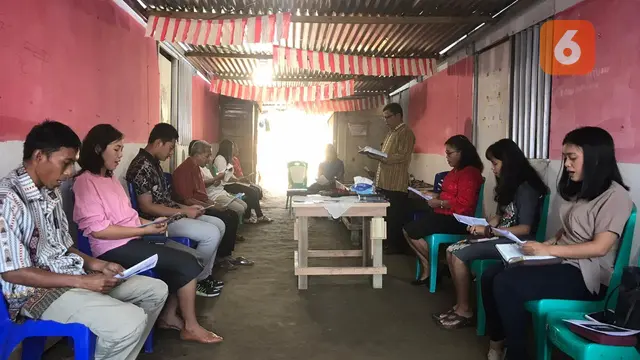 Ibadah Paskah di huntara