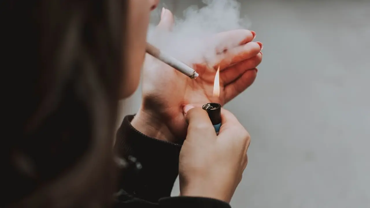 Memiliki Kebiasaan Merokok Akut