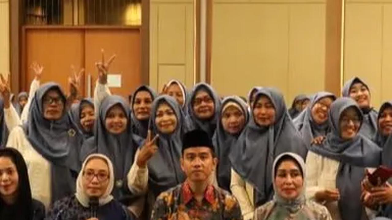 Silaturahmi dengan Para Nyai, Gibran Dorong Santri Harus Melek Teknologi