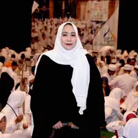 Jenny Rachman beri satunan ke 500 anak yatim di bulan Ramadan