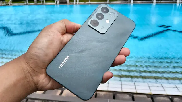 Realme C85