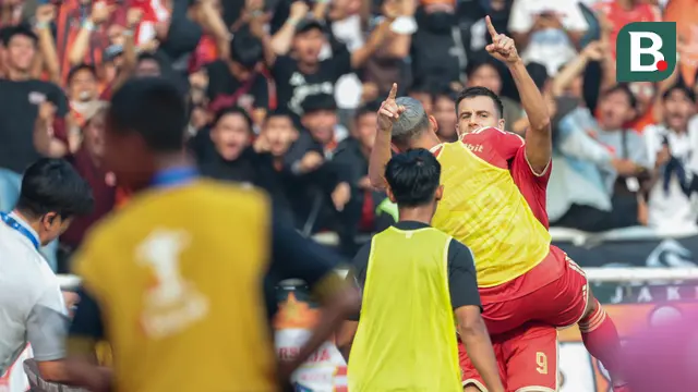 Persija Tekuk Persib 2-1 di SUGBK