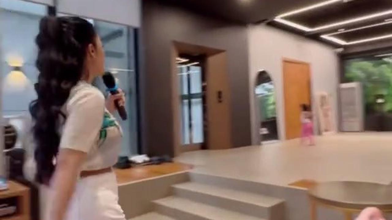 Momen Ameena Anak Atta dan Aurel Karaokean Bareng Kris Dayanti, Guru Vokalnya Langsung Diva Indonesia