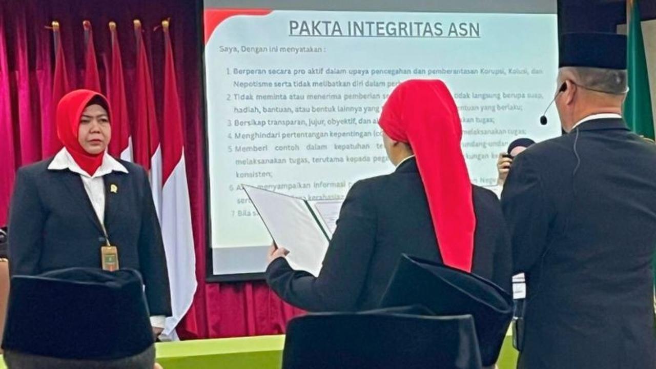 Hakim dan Aparatur PN Jakpus Teken Pakta Integritas 2026, Perkuat Komitmen Anti-KKN