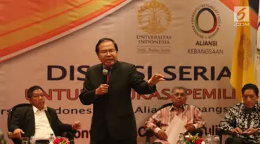 Mantan Menko Kemaritiman Rizal Ramli saat diskusi serial untuk edukasi pemilih dengan tema "Debat-Tak Debat: Utang Besar Buat Siapa? di Jakarta Convention Center, Senayan, Jakarta, Selasa (3/7). (Liputan6.com/Angga Yuniar)