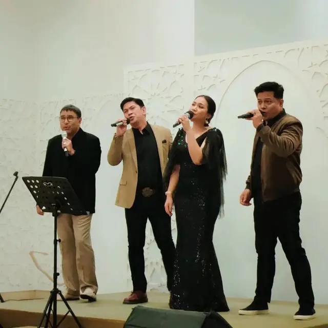 [Fimela] Menduda Selama 28 Tahun, Ini 6 Potret Tampan Ronny Sianturi