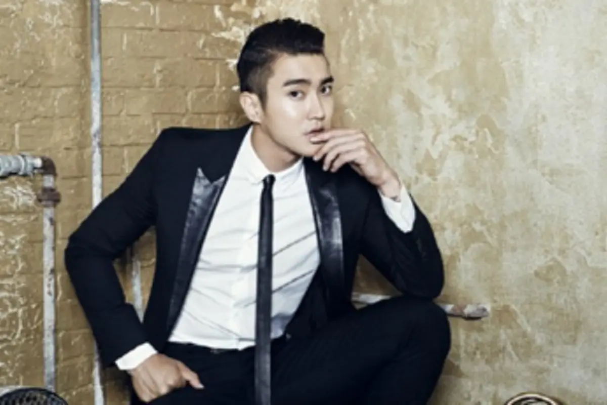 Siwon Super Junior Rela Topless Demi She Was Pretty