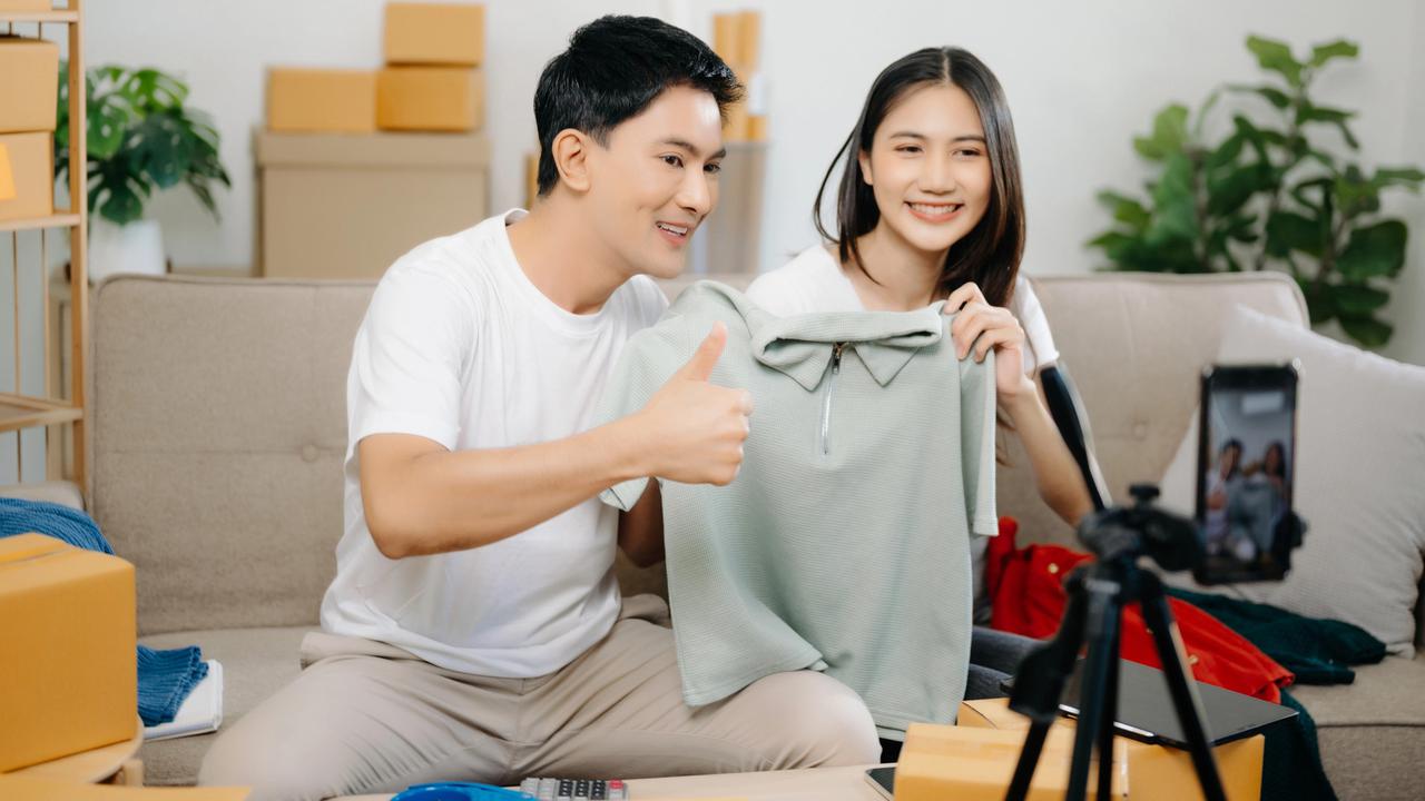 Konsumen Kini Semakin Cerdas, Pemerintah Dorong Kesuksesan Produk Lokal Lewat Social Selling