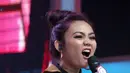 “Jadi keputusan semua ini berdasar dialog antara aku dengan Tuhan. Pokoknya kalau alasan mah, sudah saya saja yang tahu. Sebenarnya semuanya ada di hati, han itu maha penyanyang, maha baik,” kata Rina Nose. (Nurwahyunan/Bintang.com)