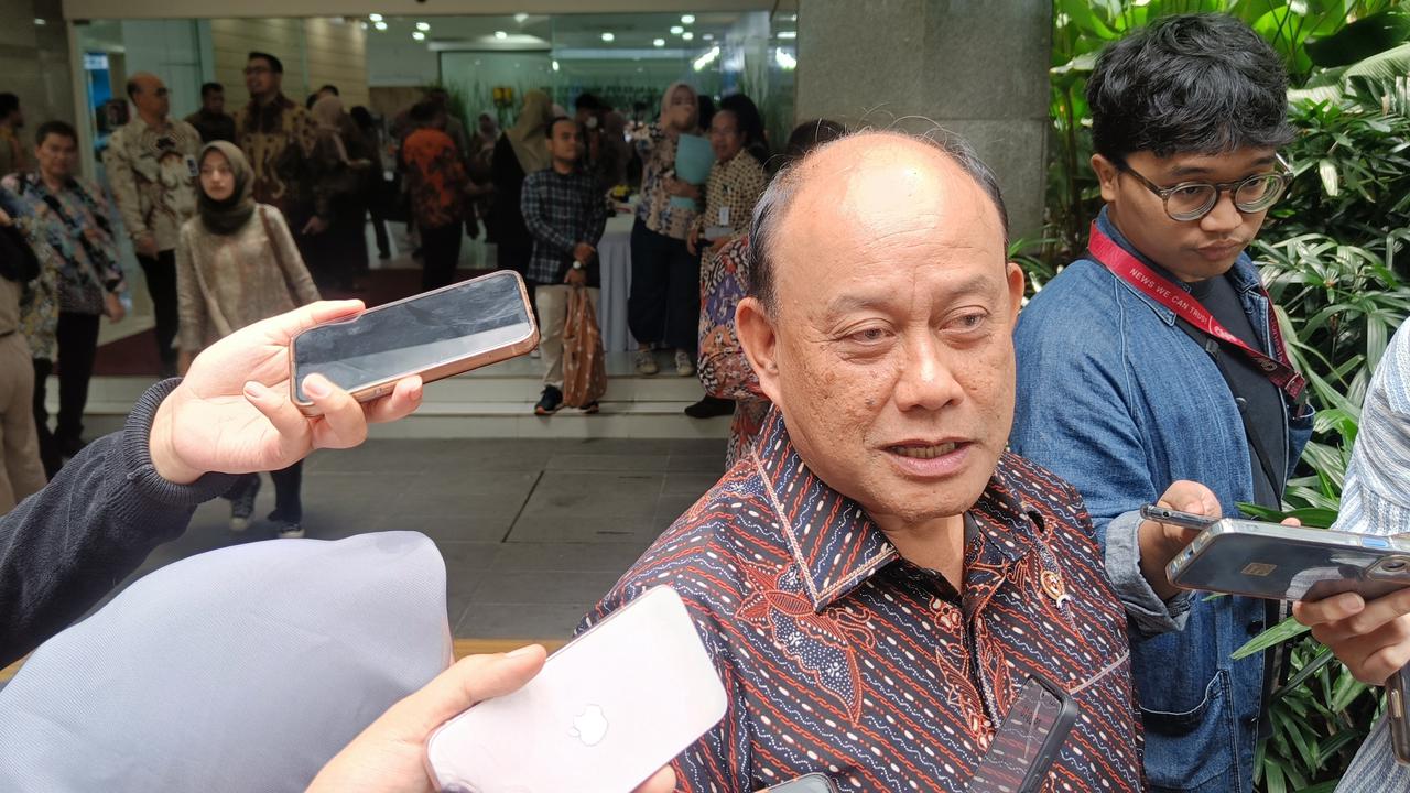 Timnas Indonesia Sering Kalah Main Bola, Kepala BGN: Karena Kurang Gizi, Banyak Pemain Bola Lahir di Kampung