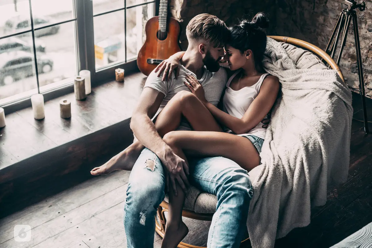 Pasangan romantis dan bahagia (iStock)