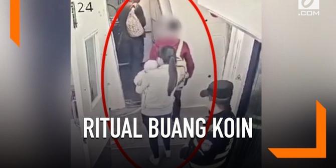 VIDEO: Penumpang Pesawat Ditangkap Usai Lakukan Ritual Buang Koin