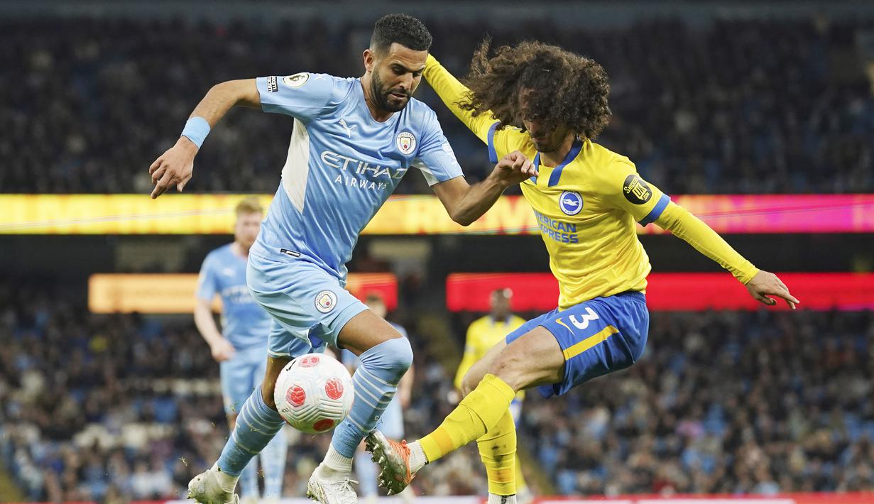 Mahrez membuat total 4 percobaan tembakan, 86 sentuhan, 3 umpan kunci, 87% umpan sukses, dan membantu pertahanan dengan 3 tekel. (AP/Dave Thompson)