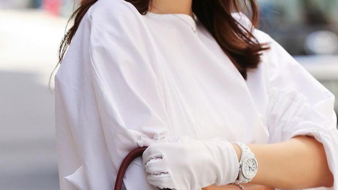 25. Kelly Bag