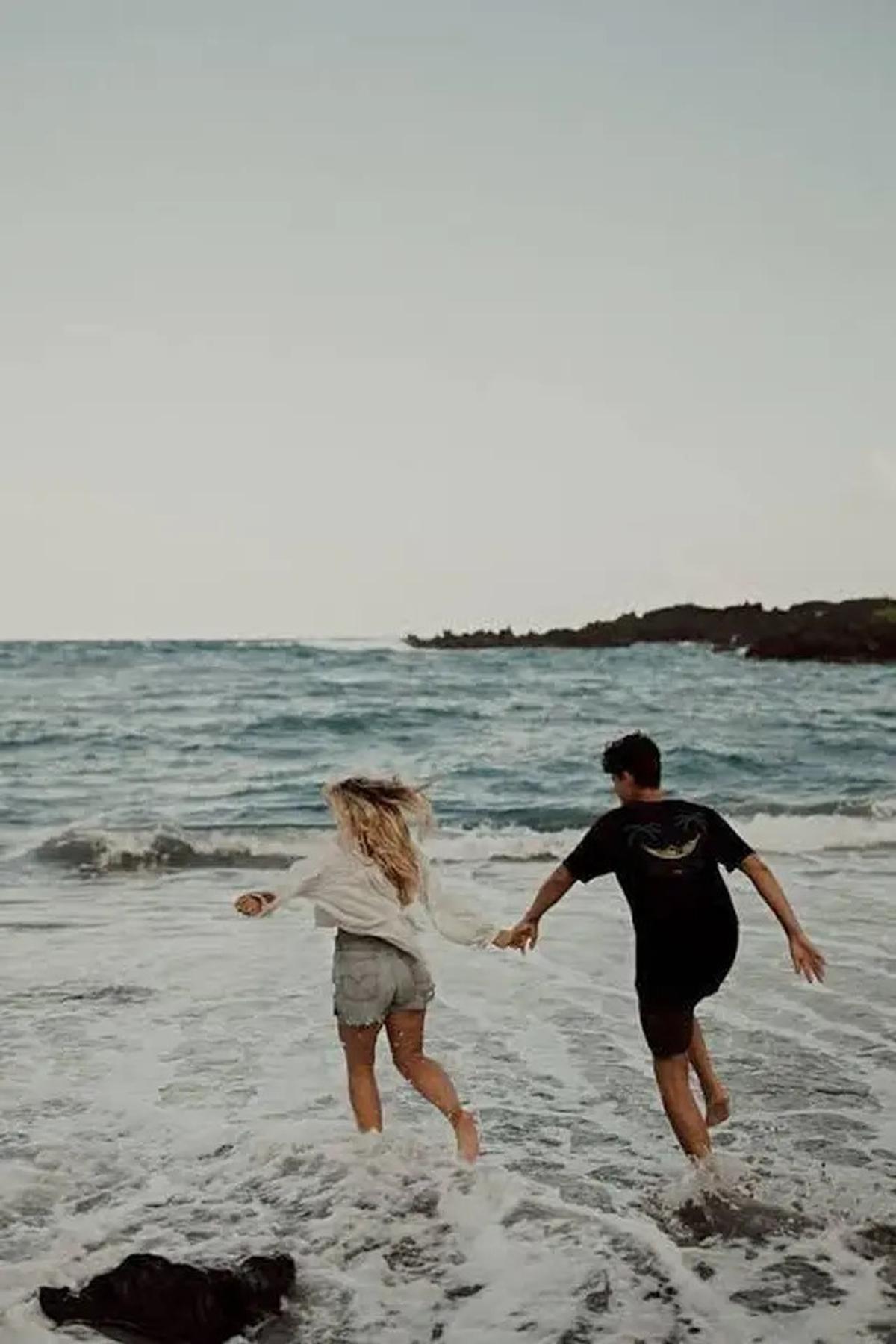 5 Sikap Perempuan yang Membuat Pria Semakin Sayang