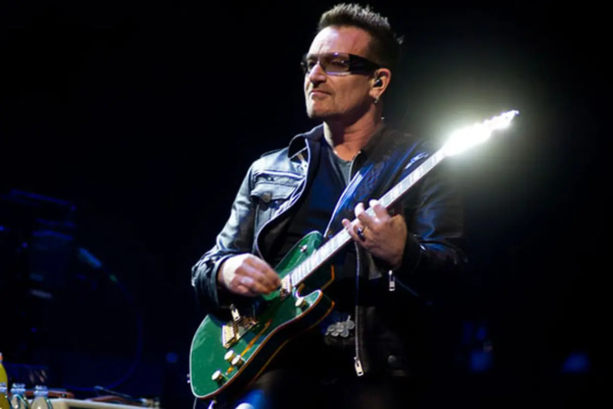 u2-131123b.jpg