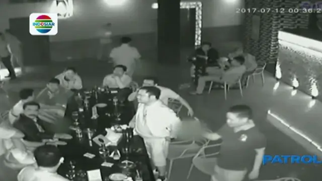 Beredar Video Warga Dicekoki Miras, Kapolres Simalungun Diperiksa