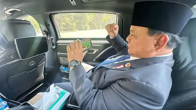 Prabowo Nonton Timnas Indonesia Vs Arab Saudi Lewat Ponsel di Brasil