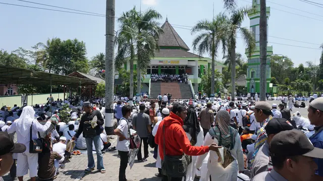 Salat Gaib Berjemaah di Magelang