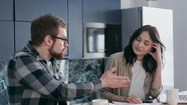 Sering Cekcok dengan Pasangan? Coba Kenali 4 Attachment Styles Ini Terlebih Dahulu!