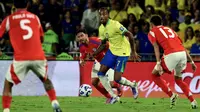Insiden Mengejutkan, Joao Pedro Muntah di Lapangan usai Tabrakan dengan Martinelli pada Laga Brasil Vs Cile