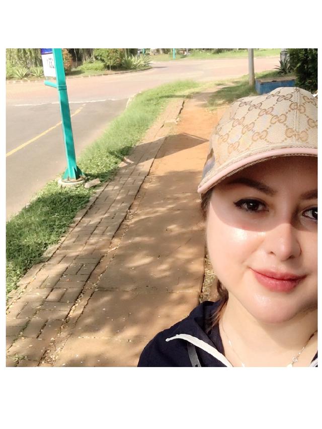6 Potret Terbaru Jovanka, Debby di Bajaj Bajuri yang Kini Jadi Hot Mama