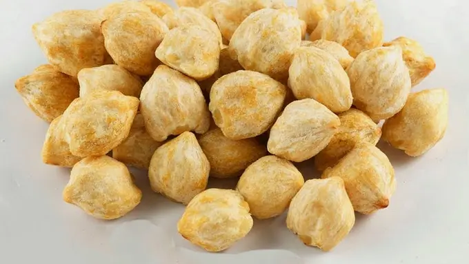 Cara Tepat Menyangrai Kemiri agar Aroma Masakan Makin Wangi