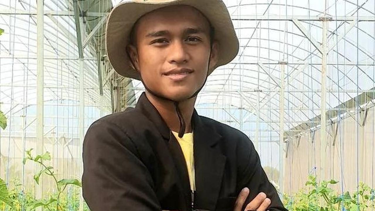 Kisah “Profesor” Melon dari Perdesaan Bojonegoro, Telaten Rawat Buah Premium Cuan Puluhan Juta per Bulan