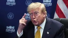 Presiden Donald Trump berbicara saat bertemu Sekretaris Jenderal NATO Mark Rutte di sela KTT NATO di Ankara, Turki, Rabu (8/7/2026). (Dok. AP/Filip Singer)
