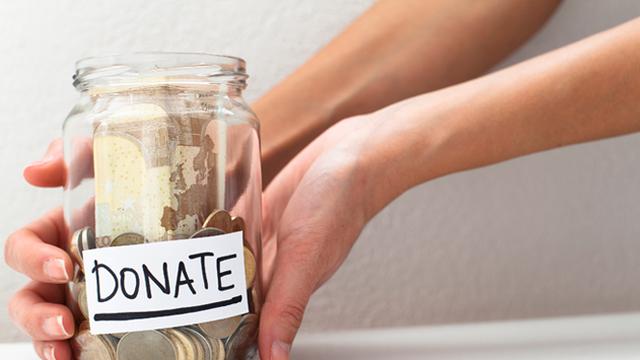 Beramal di Kotak Amal