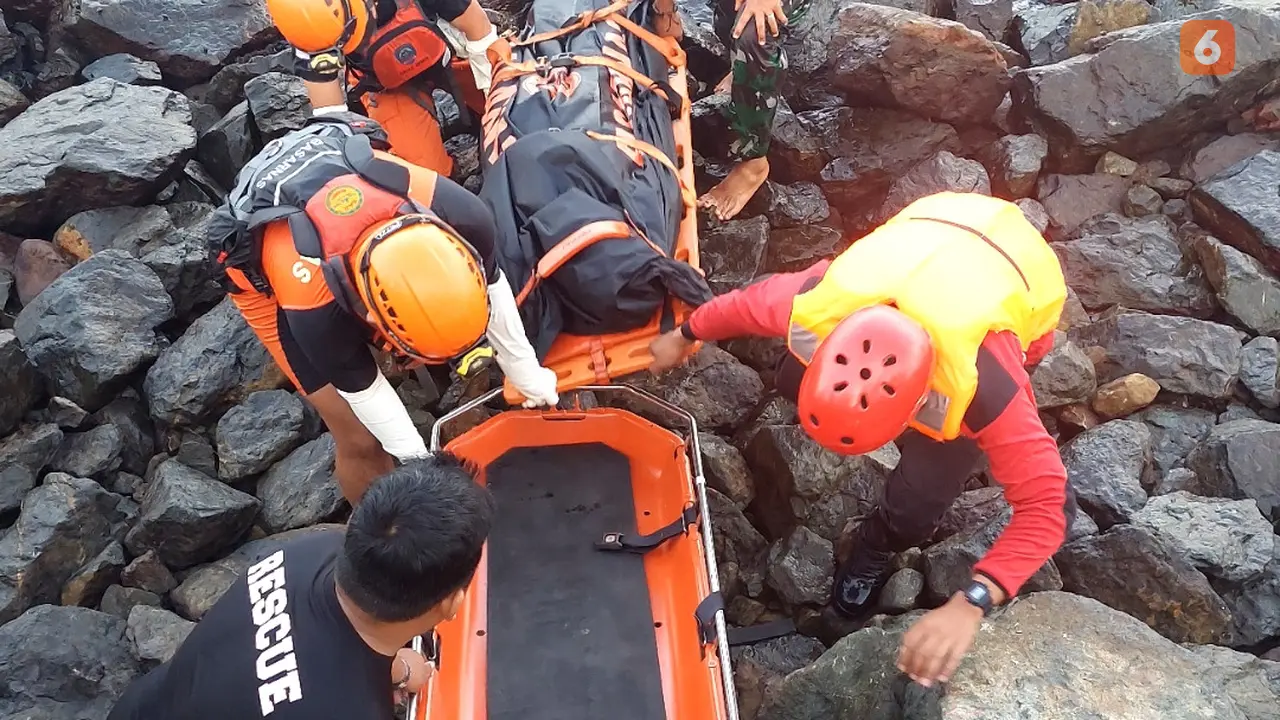 Evakuasi Jasad Pemancing