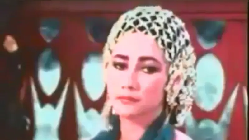 Suzzanna dalam film Sangkuriang (1982).
