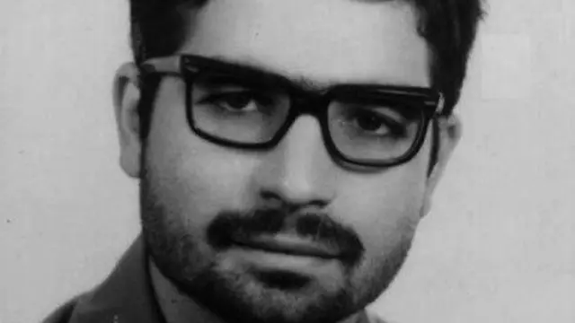 Hassan Rouhani muda.