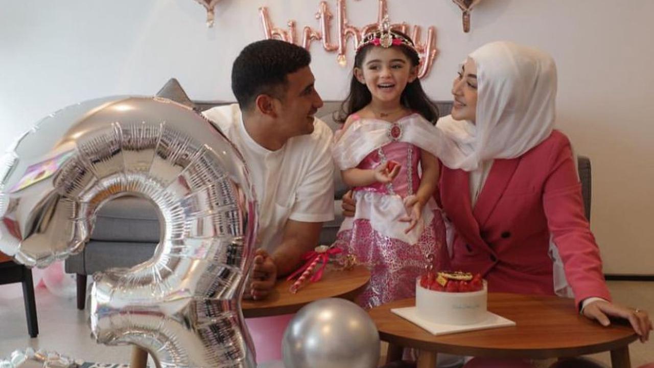 Profil Margin Wieheerm, Istri Cantik Ali Syakieb yang Pilih Menikah Muda dan Bahagia Jadi Ibu di Usia 21