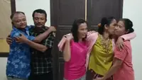 Keluarga Samahati Harefa dan keluarga Agustinus Saroziduhu sepakat damai melalui restoratif justice atau keadilan restoratif disaksikan polisi, pendeta, camat, dan kepala kampung
